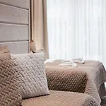 Santa's Luxury 1, Santa Claus Village 4* ロヴァニエミ