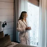Santa's Luxury 1, Santa Claus Village 4*